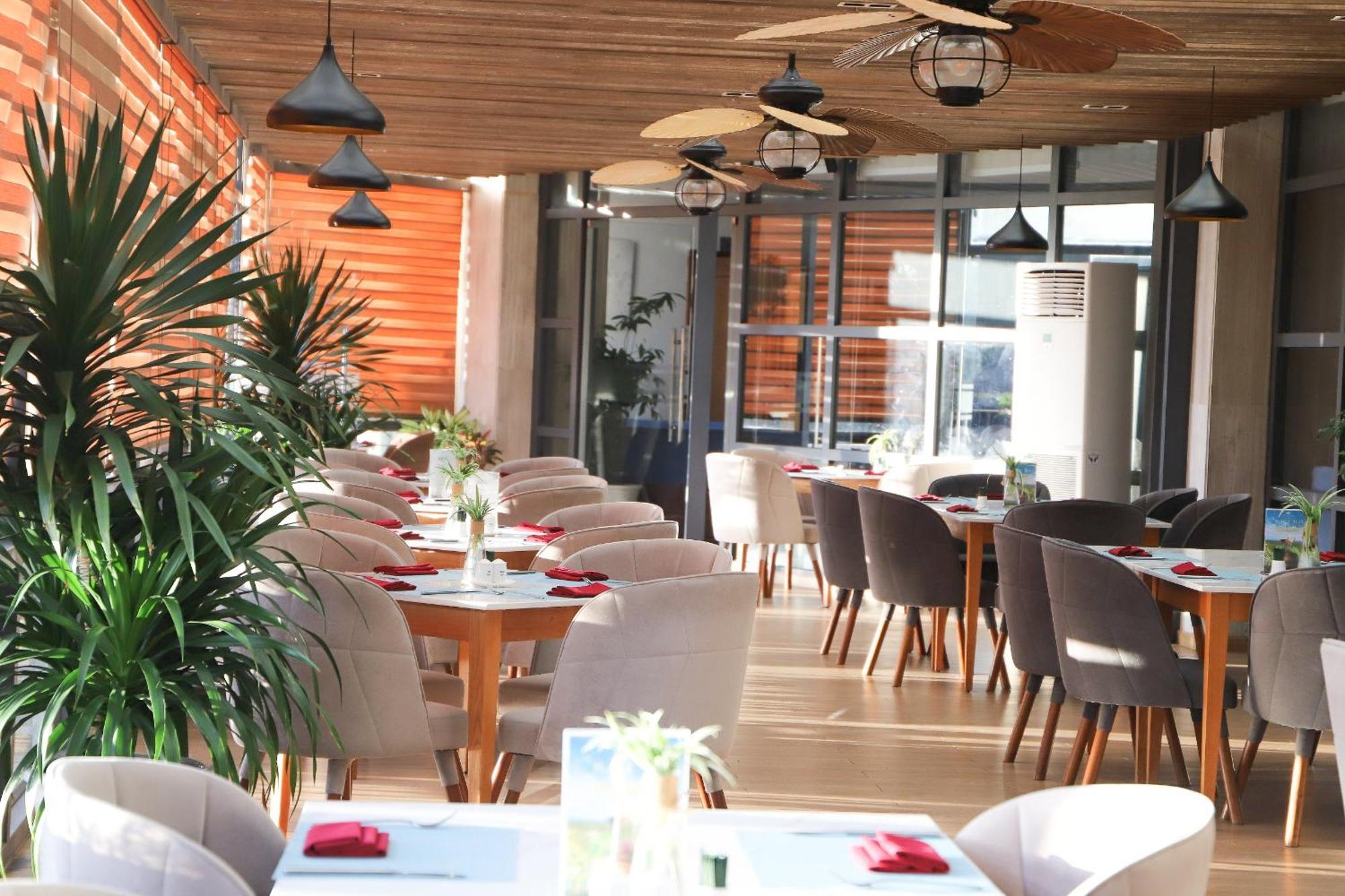 Golf Valley Hotel Dalat Bagian luar foto