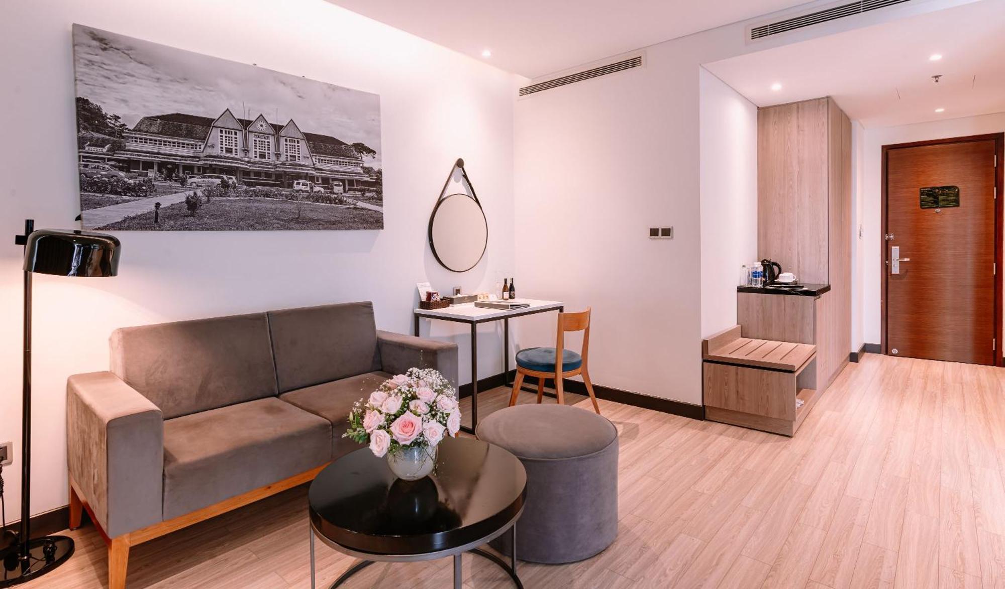 Golf Valley Hotel Dalat Bagian luar foto